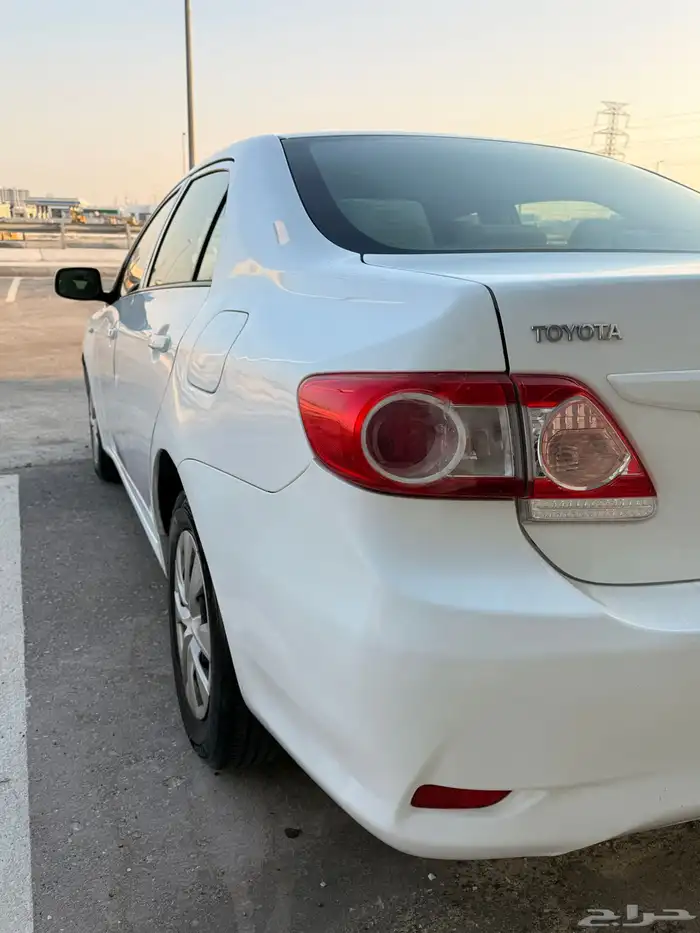 للبيع كرولا 2011 قير عادي ( تم البيع ) 6