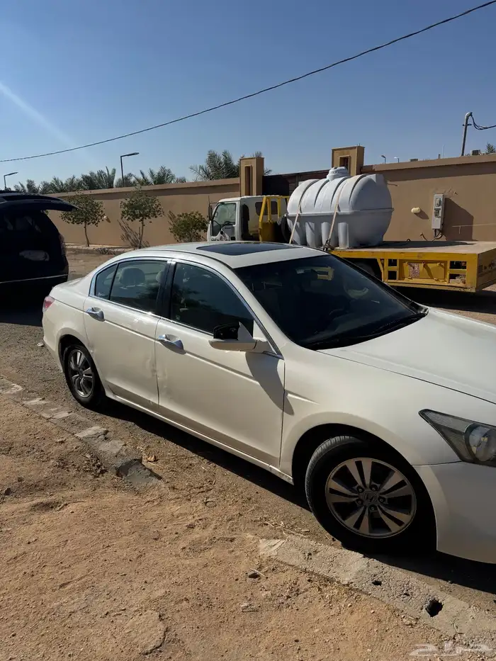 هوندا اكورد للبيع 17