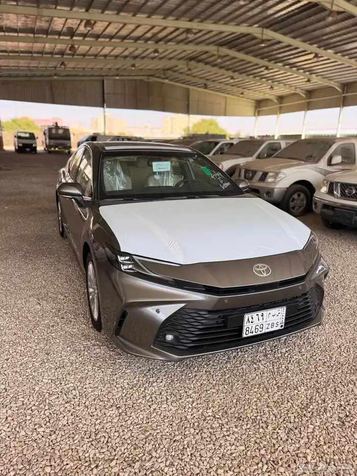 كامري 2025 LE تيتانيوم 4