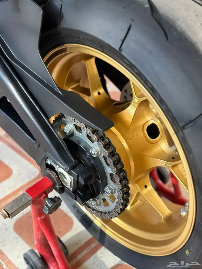 HONDA CBR 1000 RR-R 2023 36