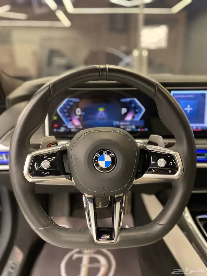 بي ام دبليو 740i 8
