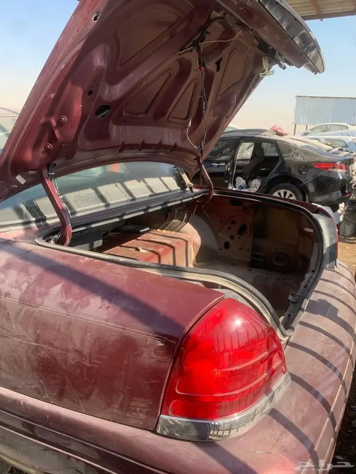 قطع غيار فورد فكتوريا ماركيز 1