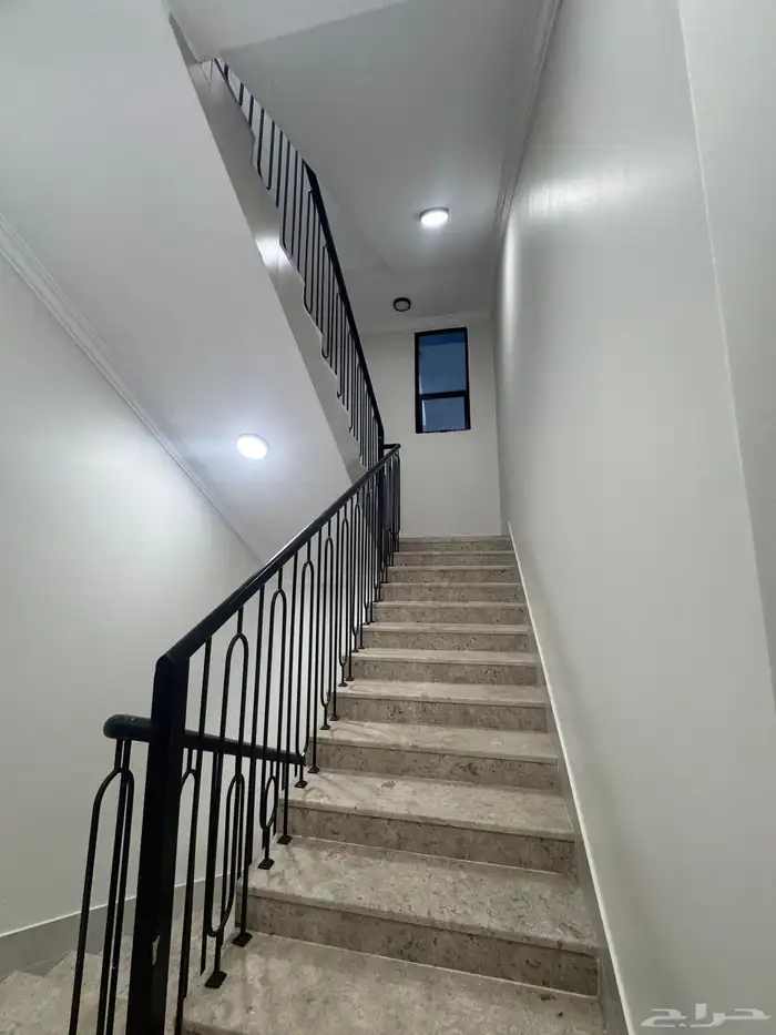 للبيع شقق دور ثانى مع ملحق وسطح حى الحسام مكتمل الخدمات 21