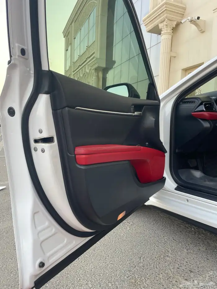 كامري 2020 ماشيه 335 الف 6سلندر(تم البيع) 18