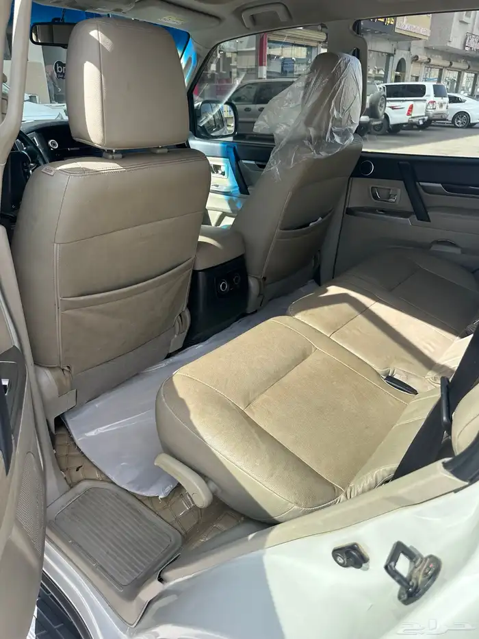 للبيع جيب بيجيرو موديل 2016 7