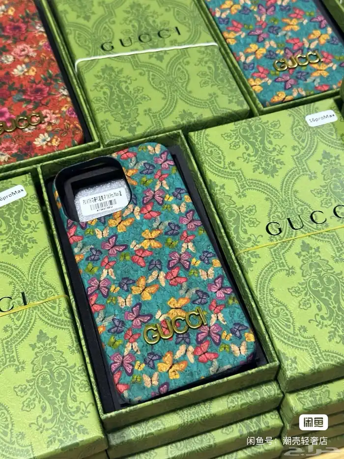 كفرات جوال آيفون 17 16 15 4