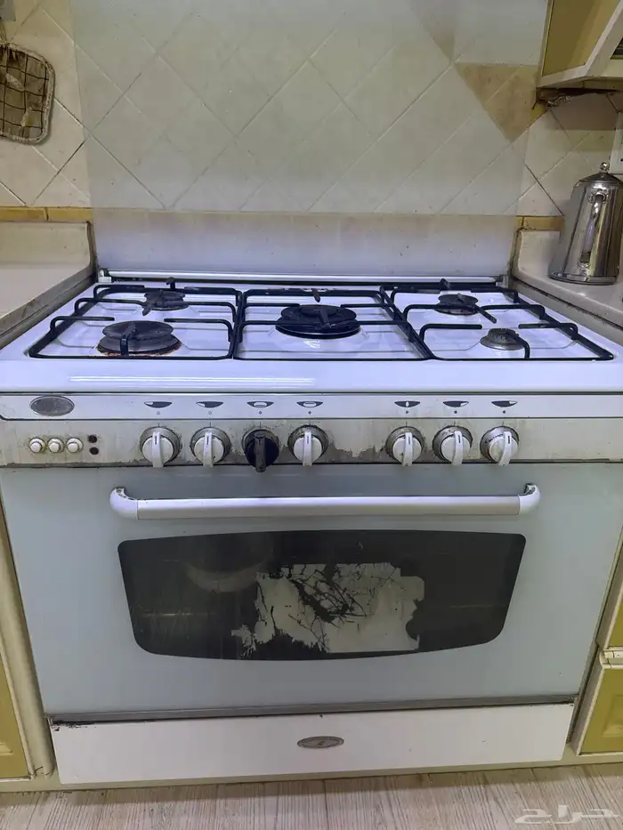 دولاب مطبخ مقاس 7 متر مع مكيف و فرن 0