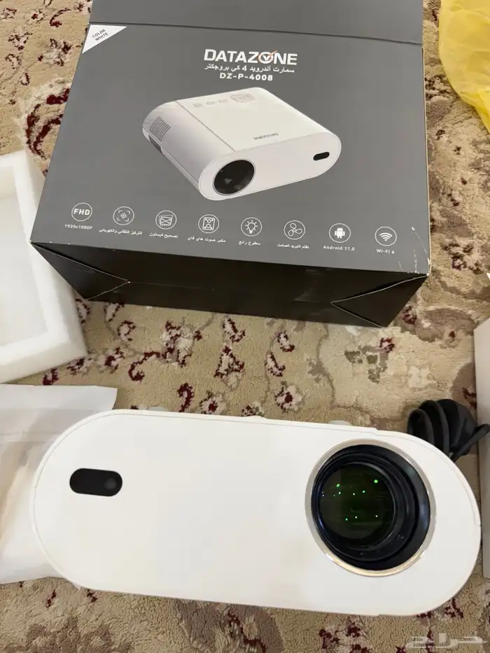 بروجكتر datazone 4K 28