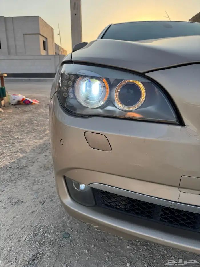 بي ام 2011 730 نظيفه 7