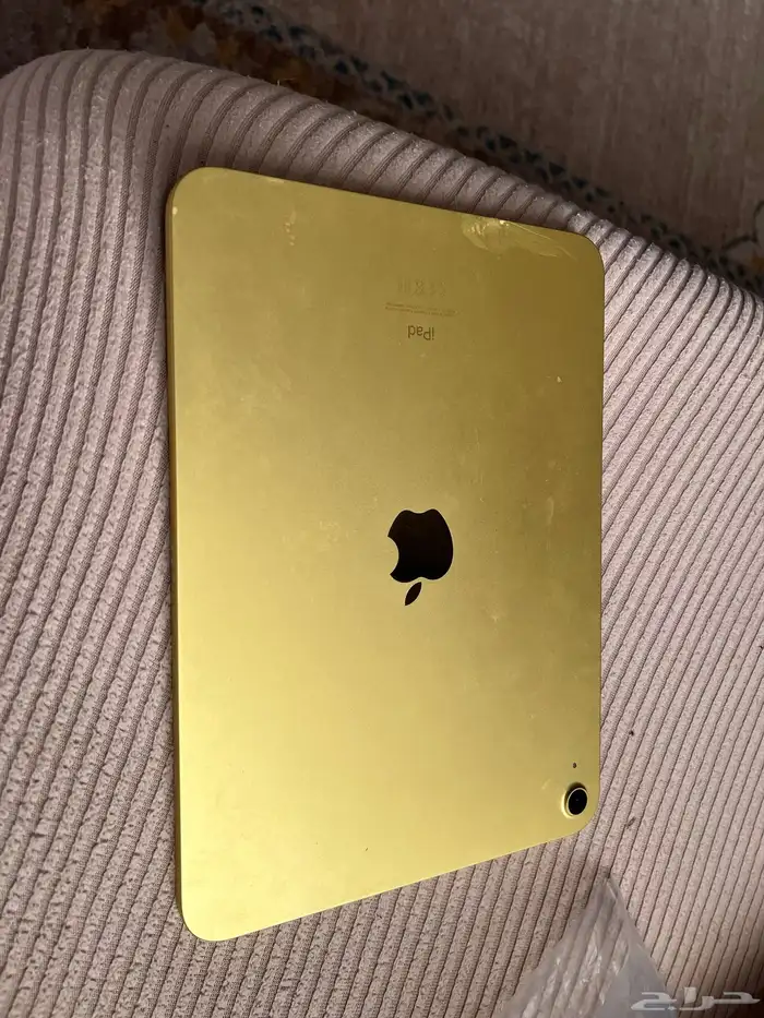 ايباد الجيل العشر اصفر 64 قيقا 3