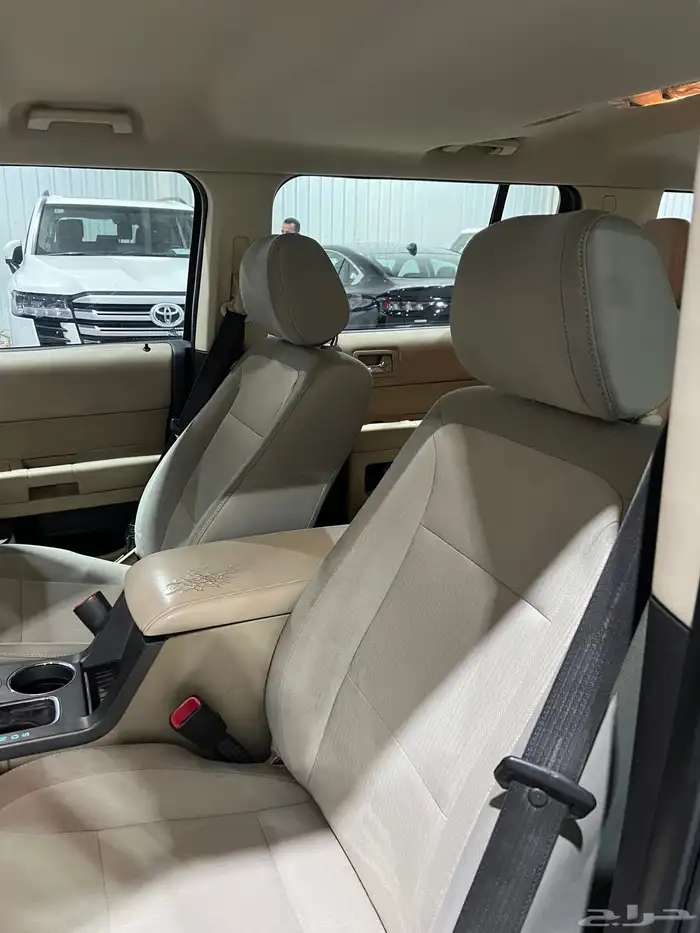 للبيع فورد فلكس موديل 2014 8