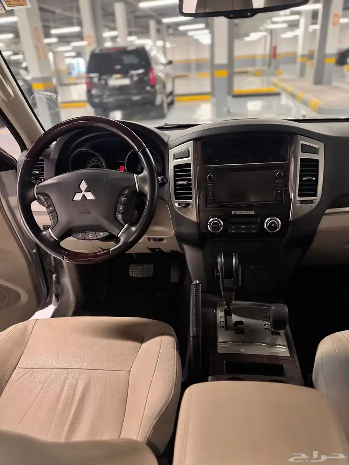 ميتسوبيشي باجيرو موديل 2022 فل كامل 15