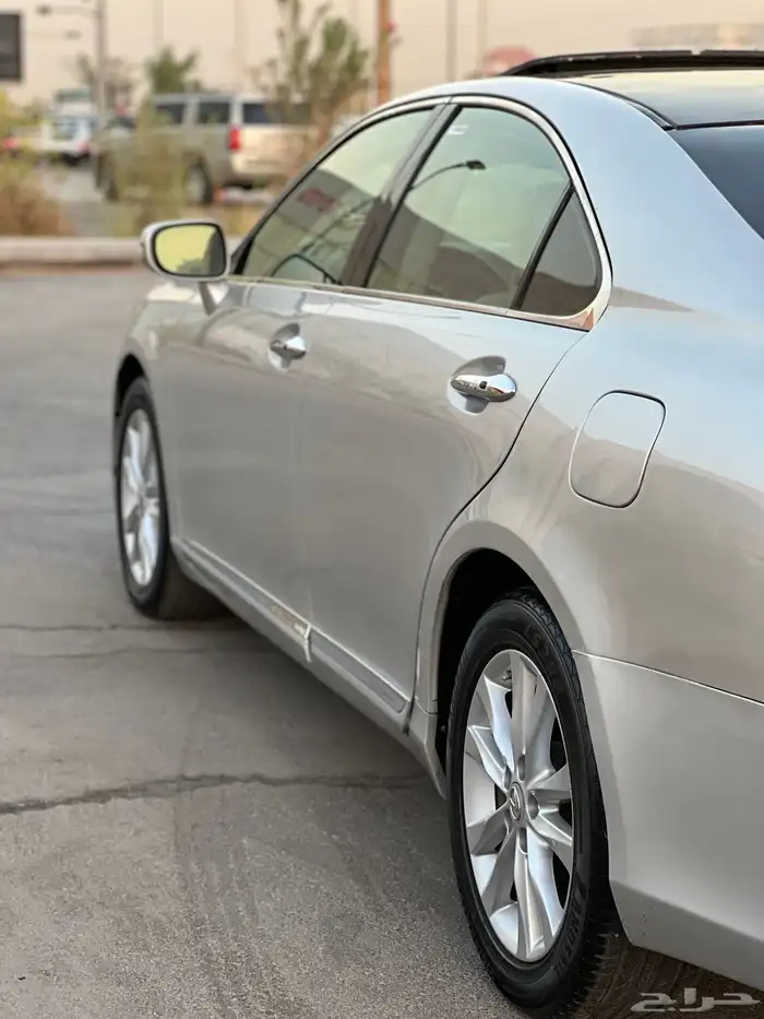 لكزس 2010 امريكي ES ممشى قليل ونظيف جدا 10