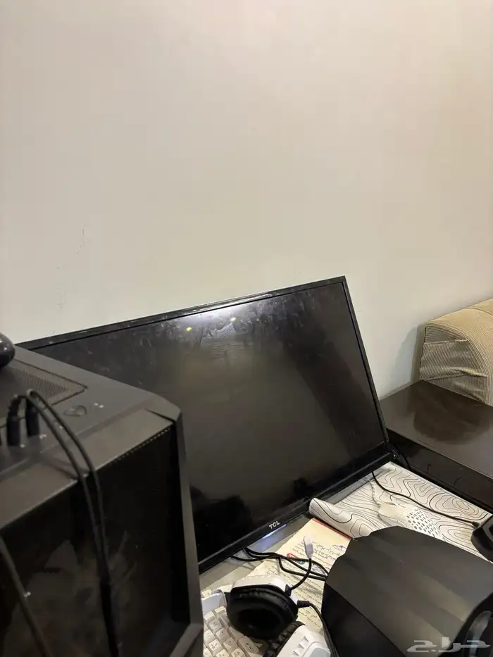 بيسي مع كامل اغراضه 2