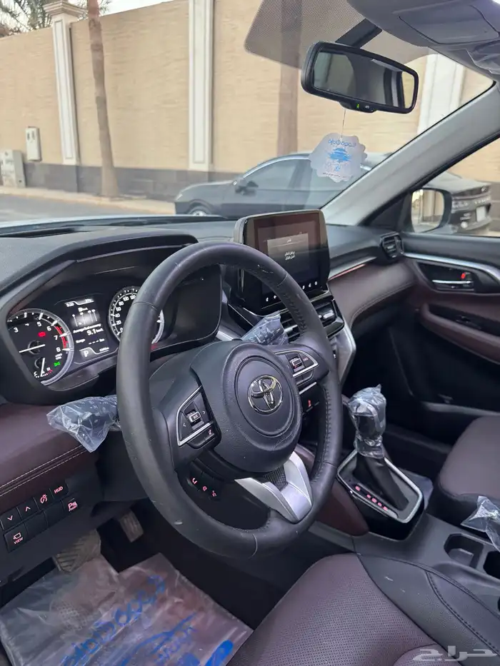 اوربان كروزر 8