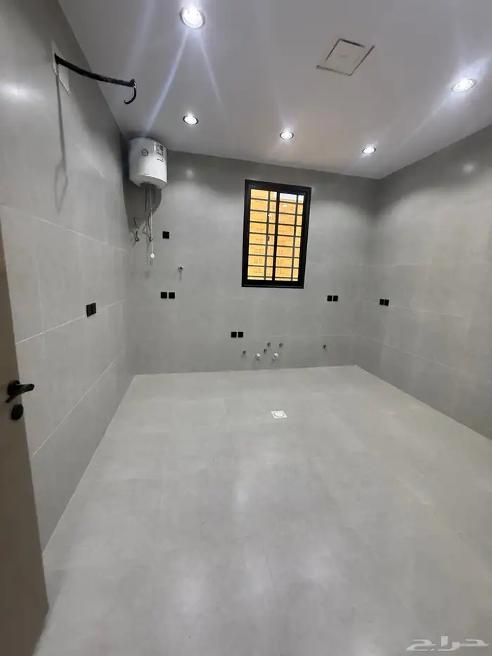 للبيع روف مع ملحق بمشب حي الجوهره شرق خميس مشيط 650الف 8