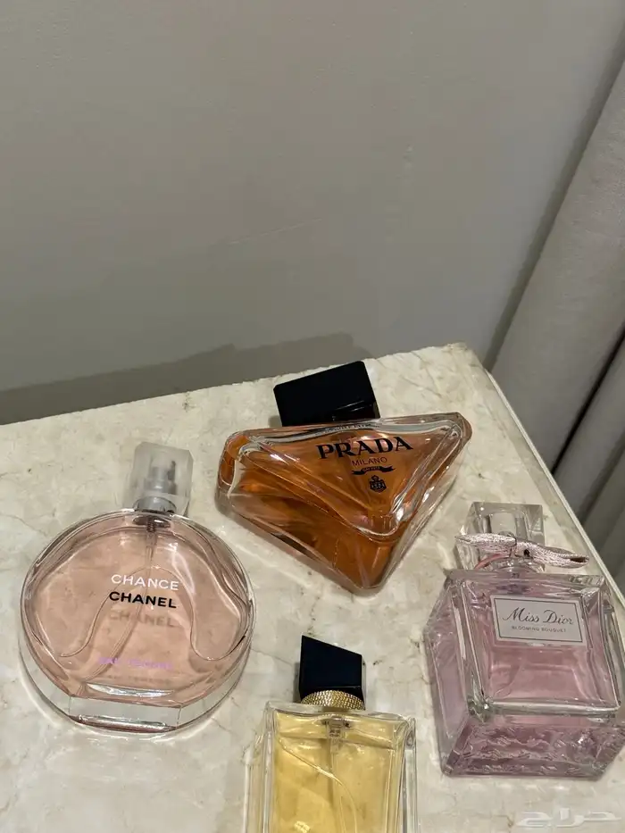 عطور 1