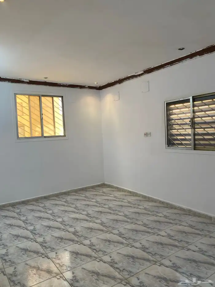 شقة عوائل للإيجار 1