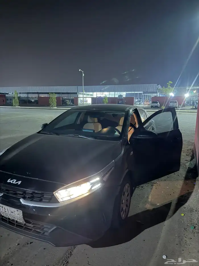 كيا سيراتو للبيع 2022 استاندر 1