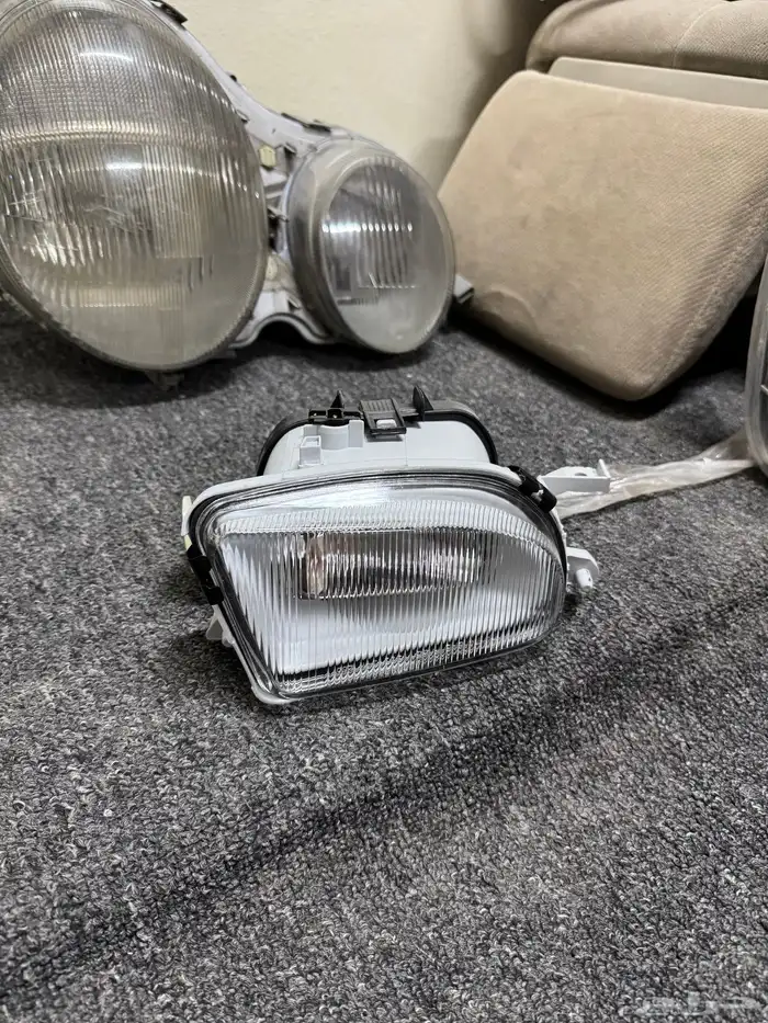 قطع مرسيدس 2002 و 2001 ابو عيون 2