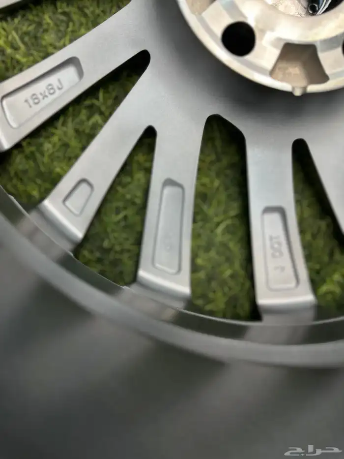 جنوط لكزس 2022 2025 ES350 مقاس 18 كوبيه ختم لكزس 3