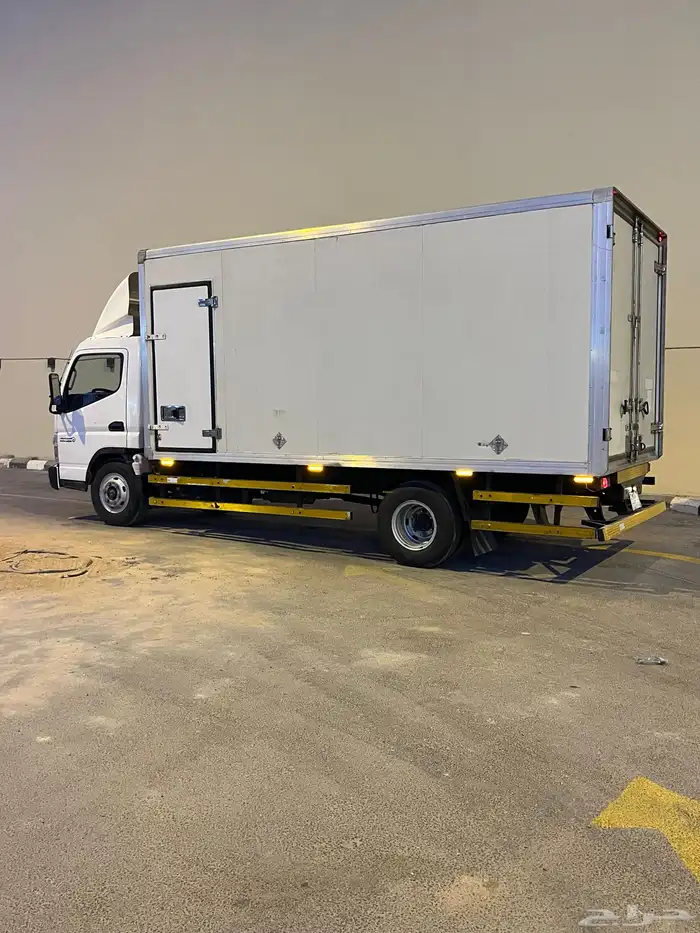 دينا متسوبيشي فوزو اسندر 2022 6