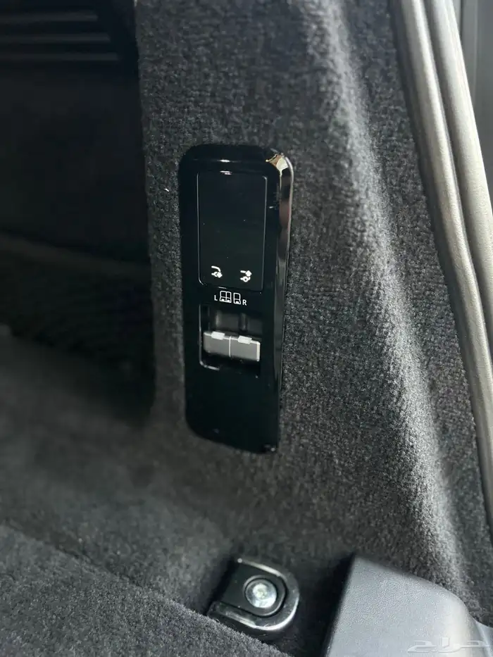 رنج روفر سبورت 2023  S dynamic P400 اقل سعر في السوق 19