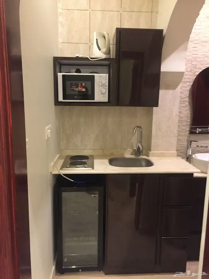 شقة مفروشة الروضة غرفة وصالة شهري 2