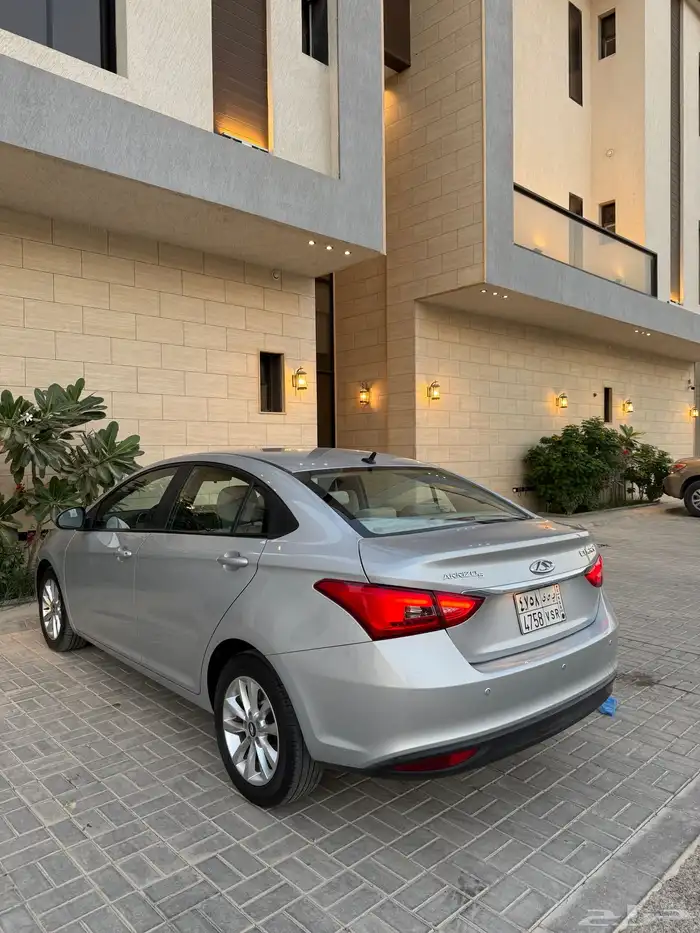 شيري اريزو 5 2023 للبيع كاش او اقساط 5