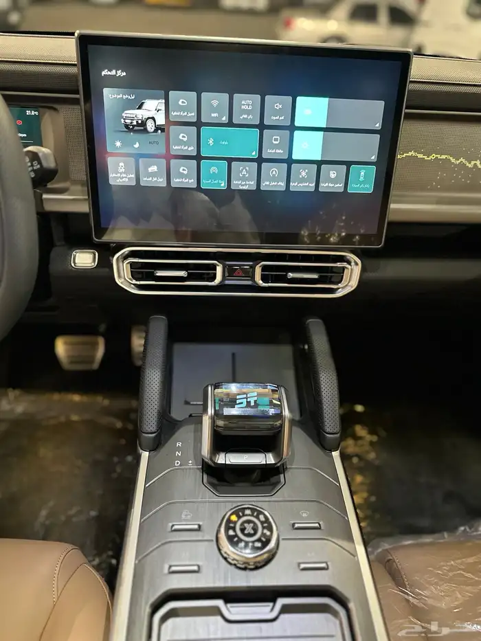 جيتور 2025 T2 لاكجري أسود 11