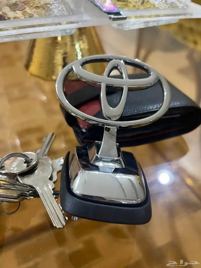 علامه تمثال لاندكروزر 1998جديده 0