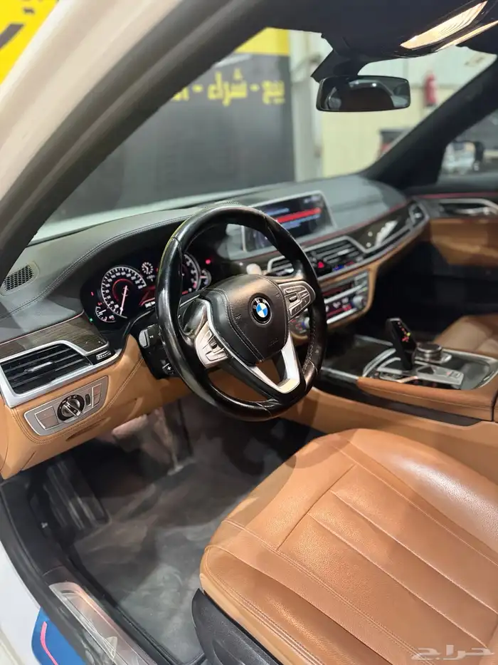 بي ام دبليو 2018 Li 740 11