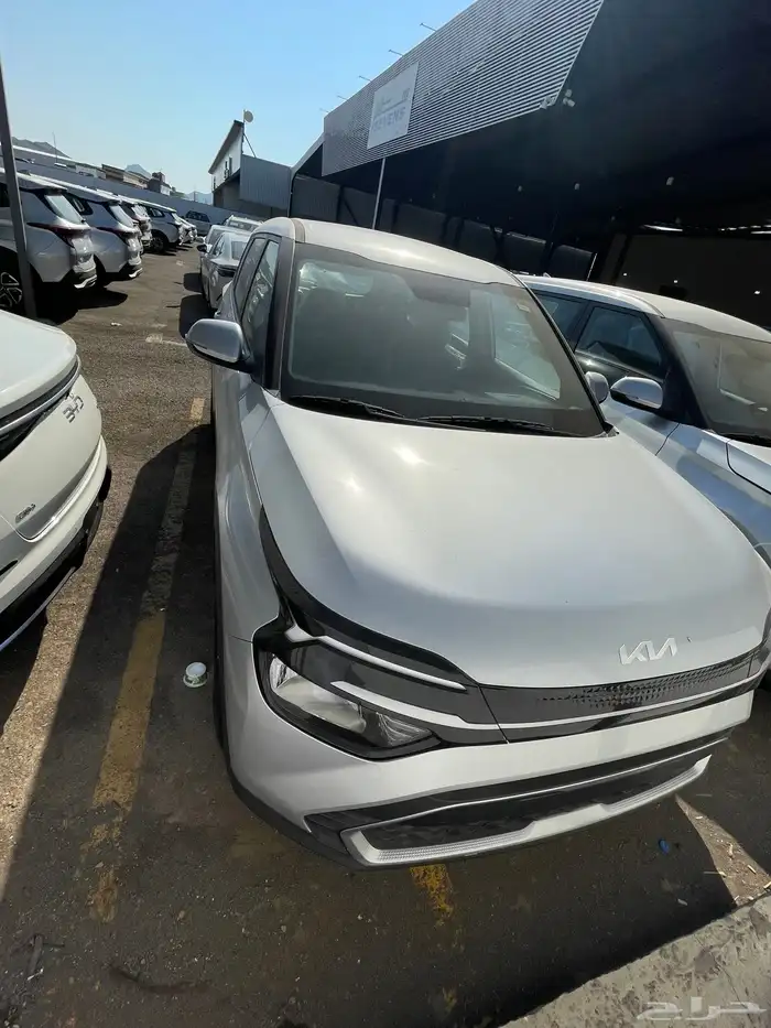 كيا كارينز عرض خاص 12