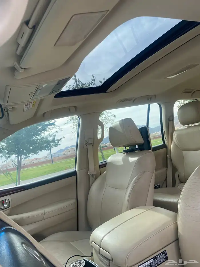 جيب لكزس فئه AA موديل 2013 6