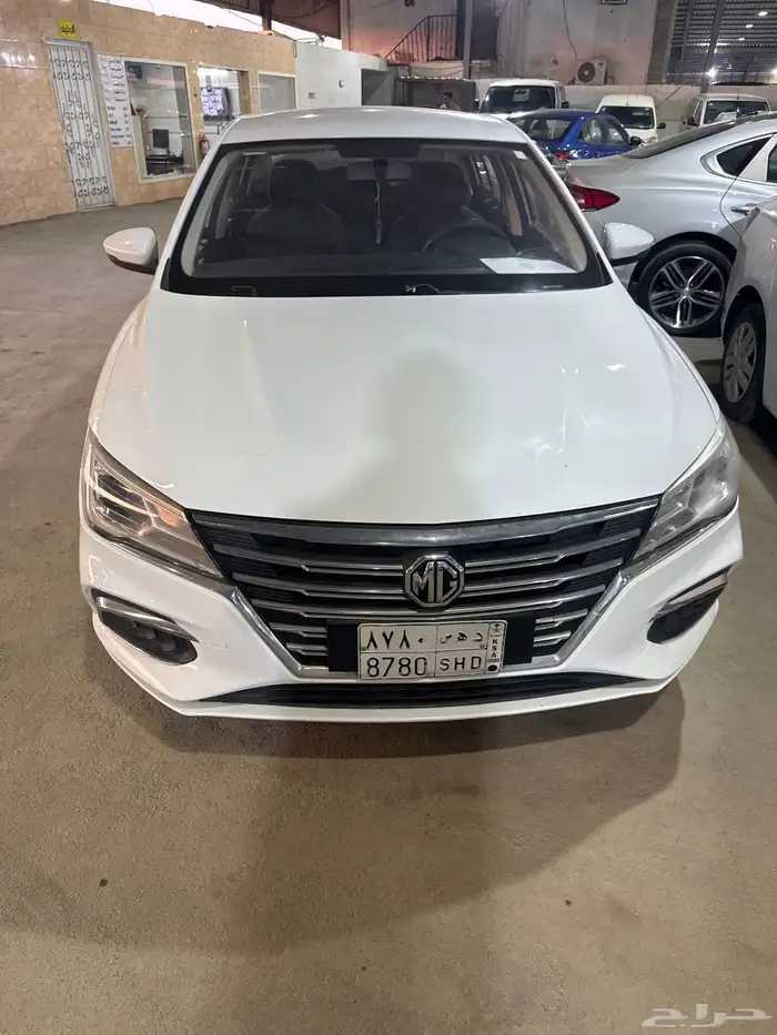 ام جي ومجموعة سيارات للبيع 1