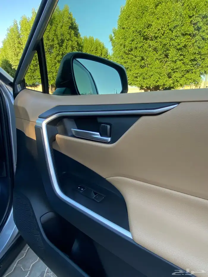 تم البيع الله يبارك للبايع والمشتري 67