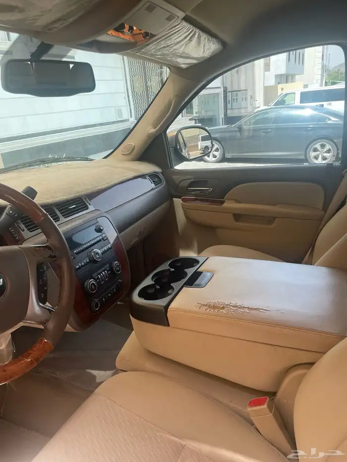 للبيع تاهو نظيف موديل 2012 LT 12