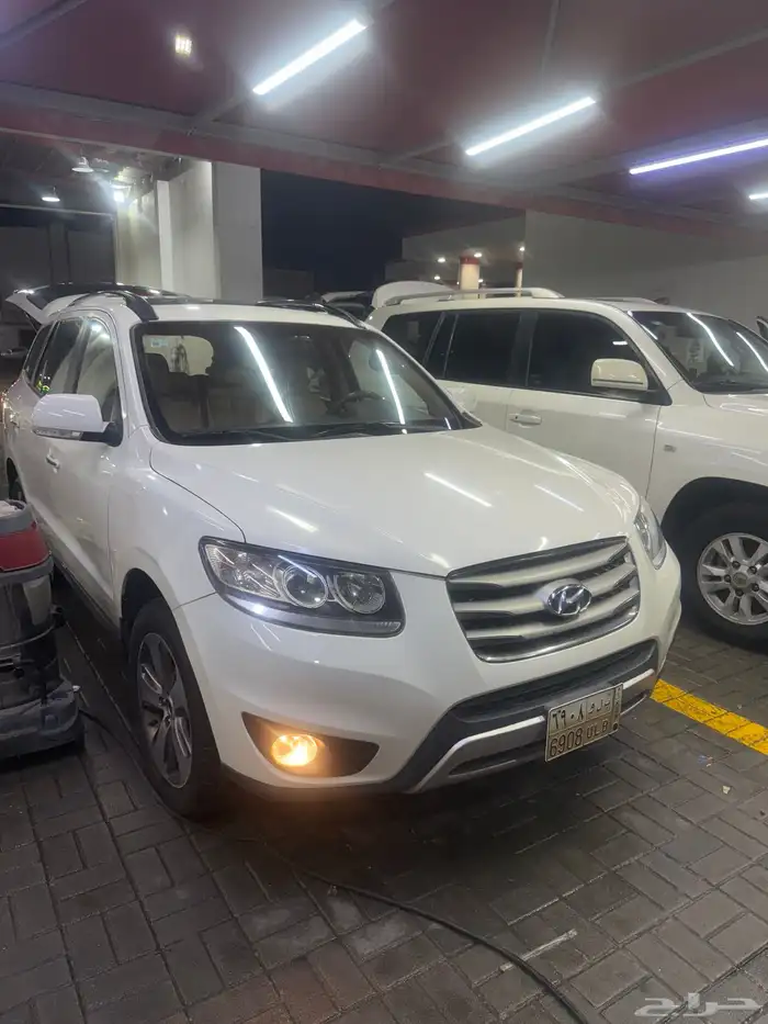 هيونداي سنتافي 2012 فل 3 صفوف نظيفة جدا 1