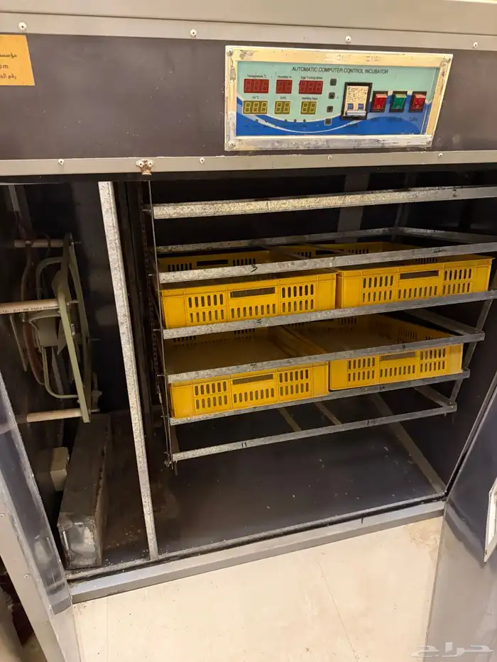 للبيع فقاسة 1056بيضة 1