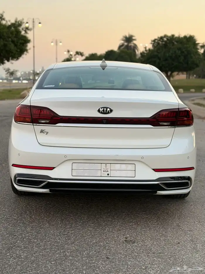 كيا كادينزا K7 2020 فل كامل بدون فتحه 4 سلندر نضيف 9