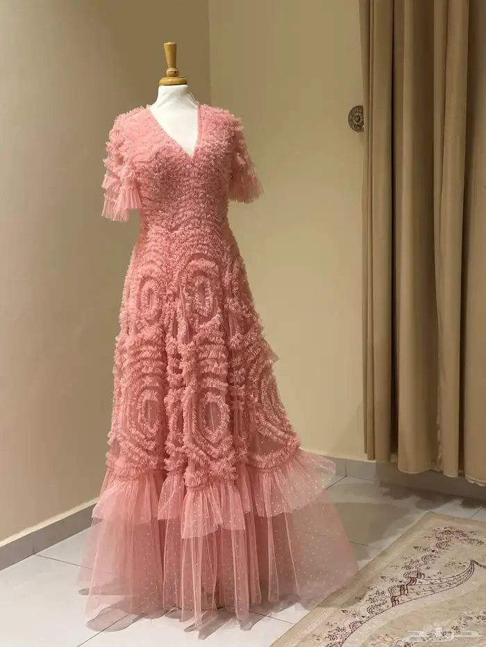 فساتين مستلزمات شخصيه أزياء نسائية 1