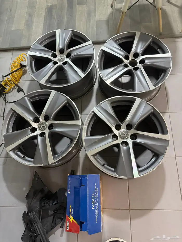 جنوط لكزس Gs f 2017 0