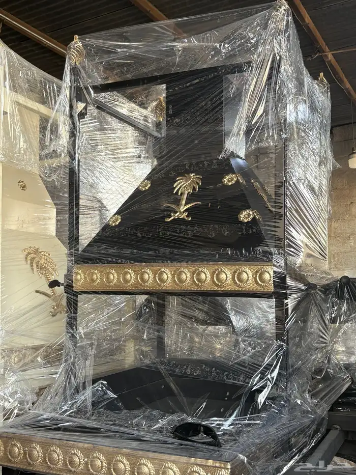 مناقل حطب ومشبات وحملات حطب. 4