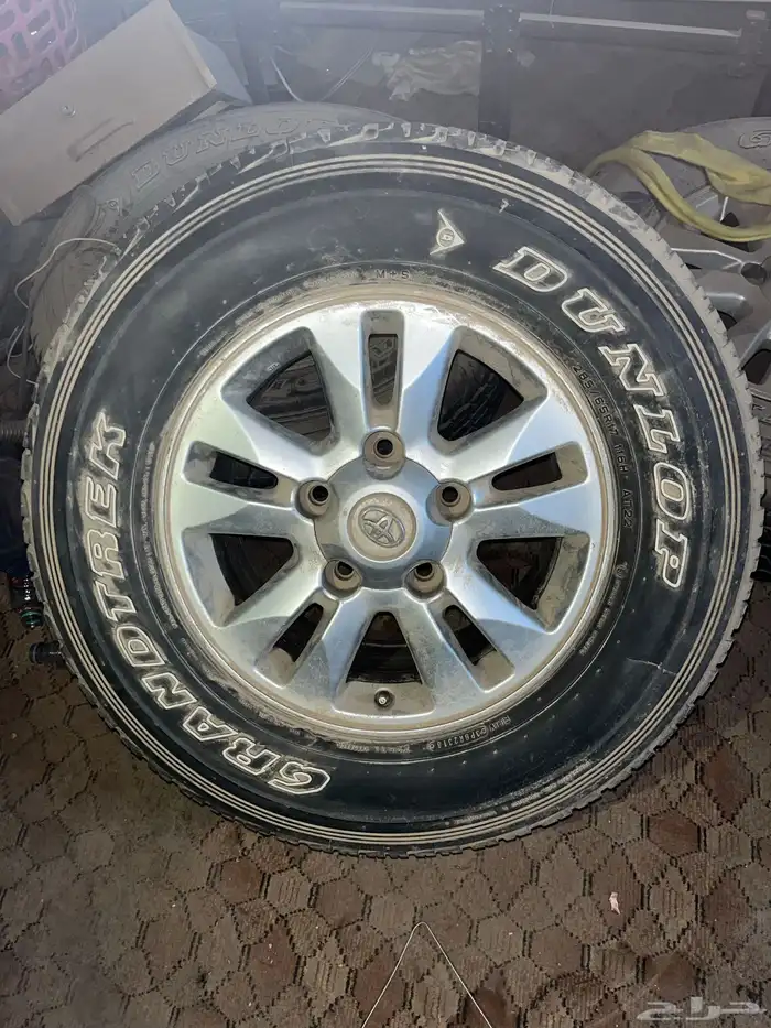 كفرات جكسار موديل 2018 نضاف مع الجنوط 0