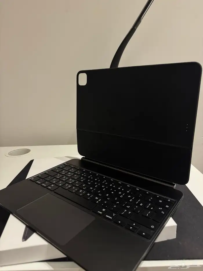 كيبورد ماجيك ايباد الاصلي 4