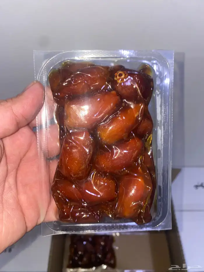 للبيع تمر خلاص ملكي فاخر وطعم لذيذ 0