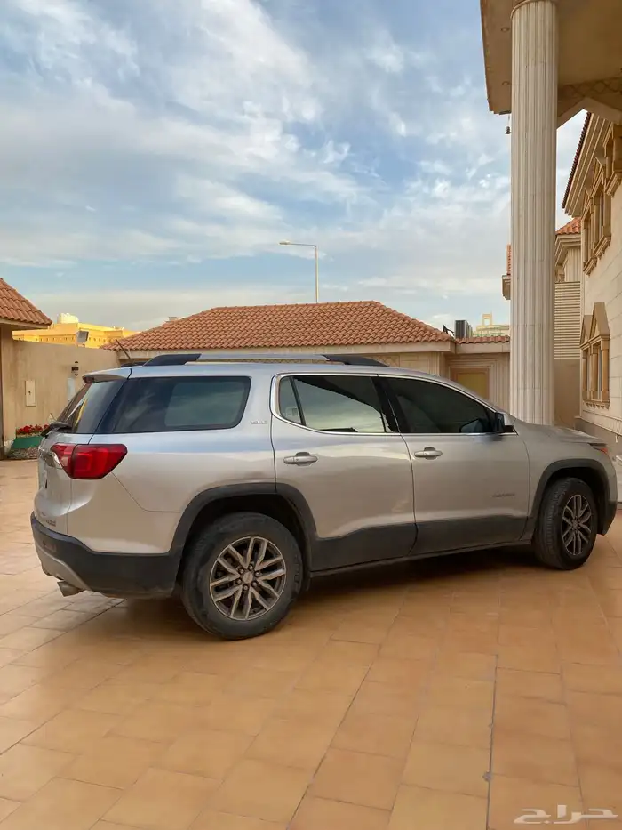 للبيع GMC اكاديا 2017 مالك اول 5