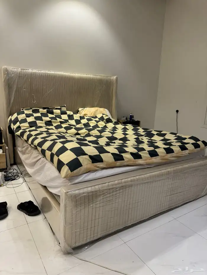 سرير نفرين بغلافه للبيع 3