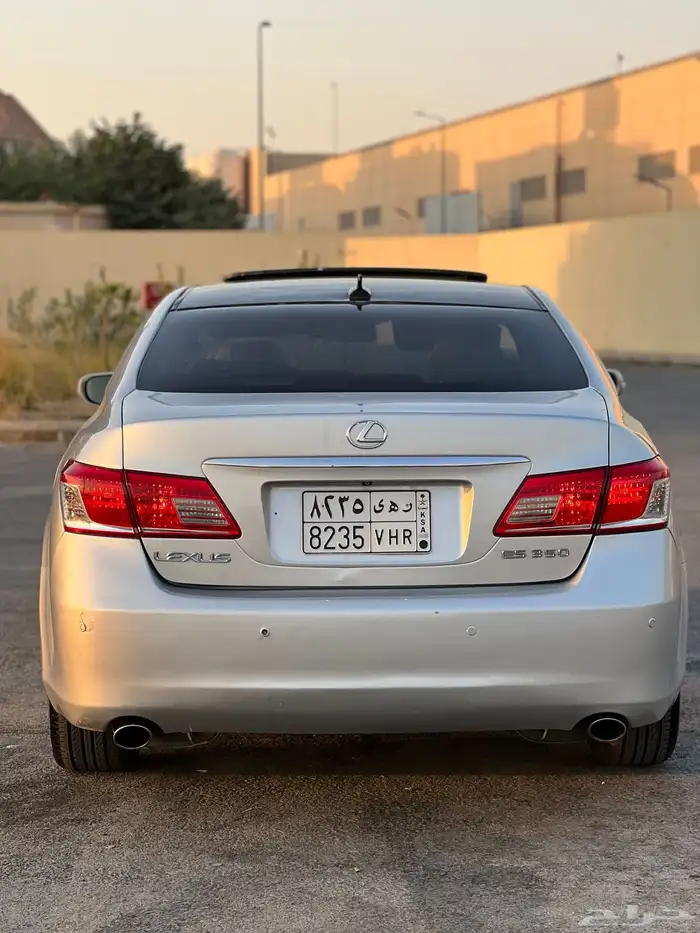 لكزس 2010 امريكي ES ممشى قليل ونظيف جدا 13