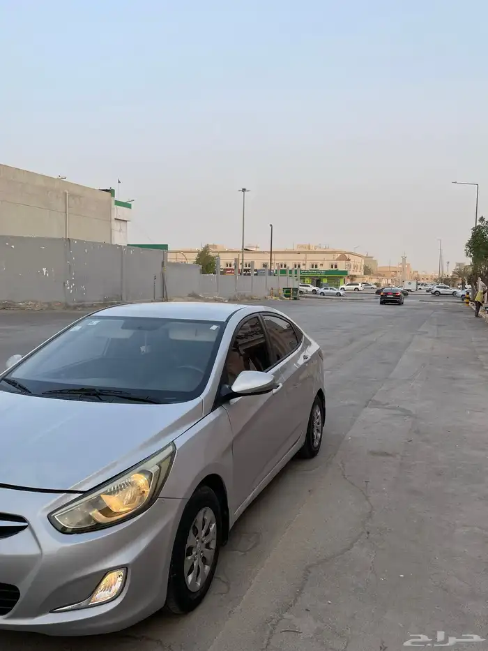 اكسنت 2015 مستعمل للبيع 2